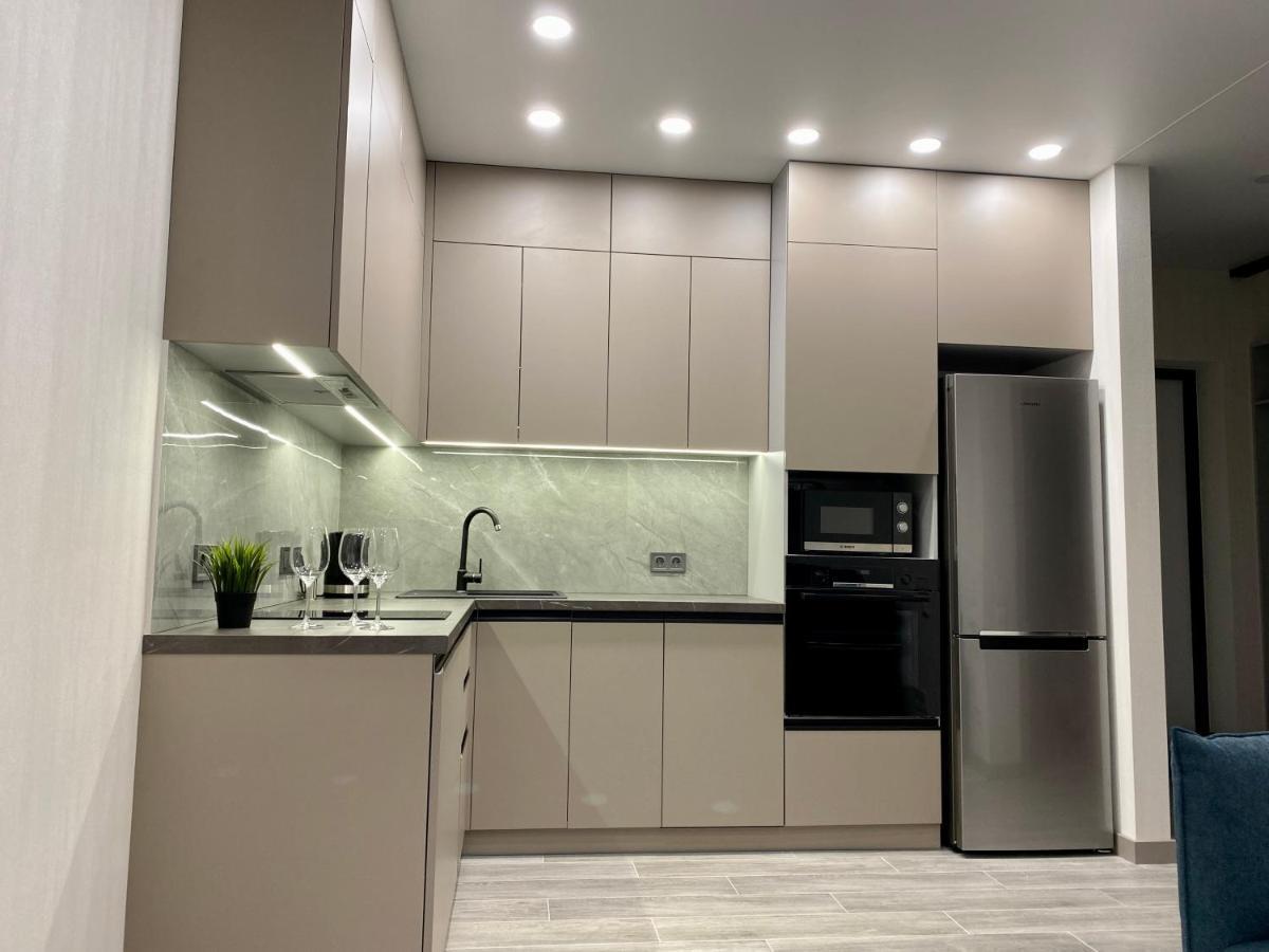 Slavutich Apartments Near Metro Station Kijów Zewnętrze zdjęcie